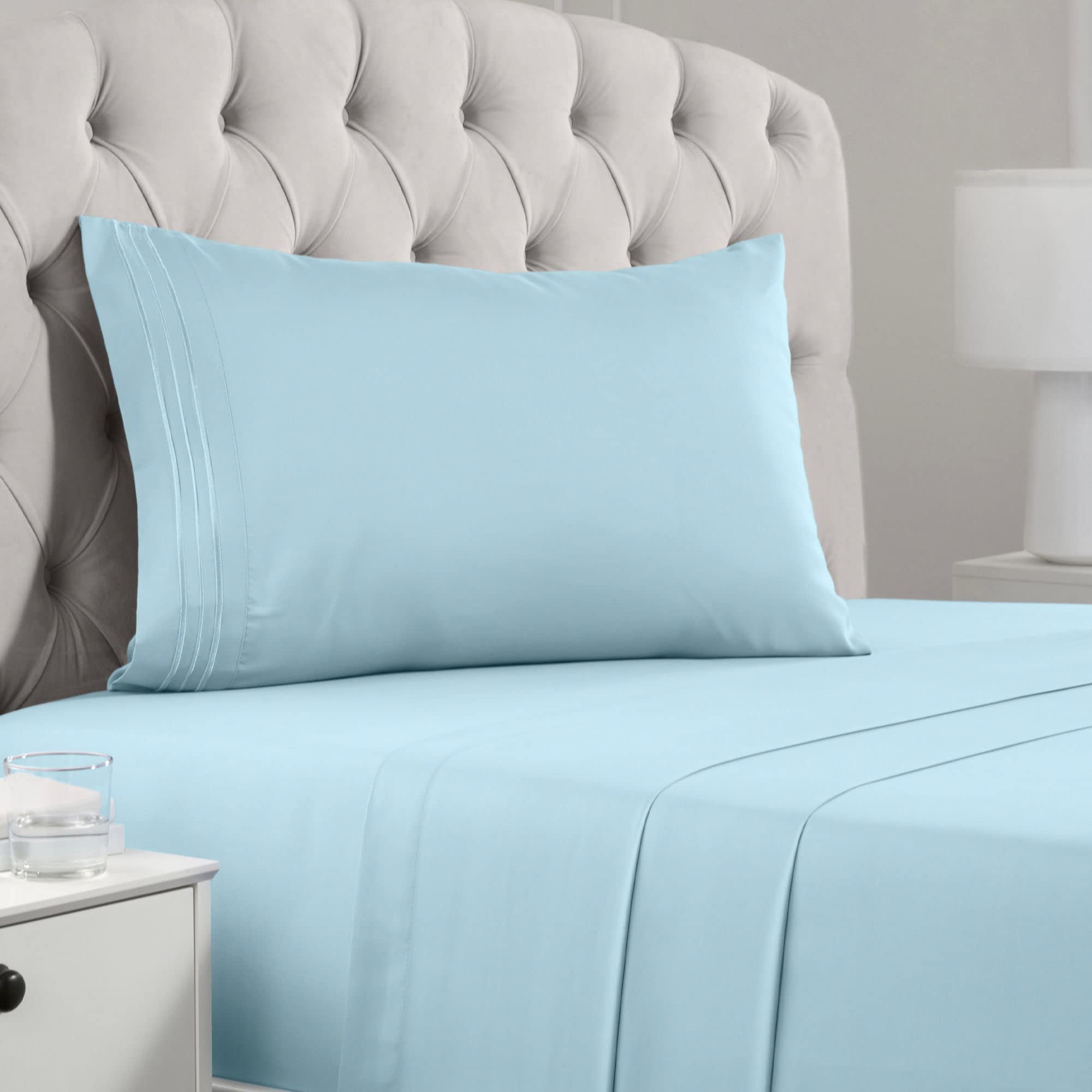 Book Cover Mellanni Twin Sheet Set - 3 Piece Iconic Collection Bedding Sheets & Pillowcases - Luxury, Extra Soft, Cooling Bed Sheets - Deep Pocket up to 16 inch - Wrinkle, Fade, Stain Resistant (Twin, Baby Blue) Twin Baby Blue