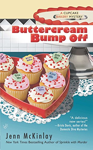 Book Cover Buttercream Bump Off (Cupcake Bakery Mystery)