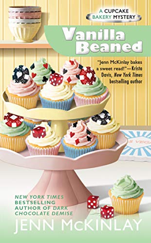 Book Cover Vanilla Beaned (Cupcake Bakery Mystery)
