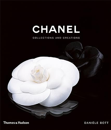 Book Cover Chanel: Collections and Creations