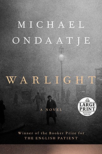 Book Cover Warlight: A novel (Random House Large Print)