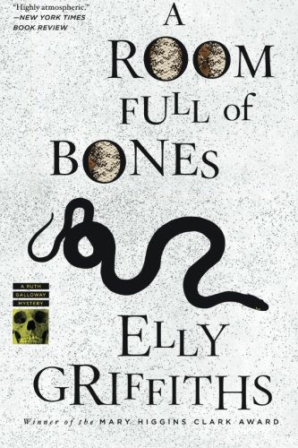 Book Cover A Room Full of Bones (Ruth Galloway)