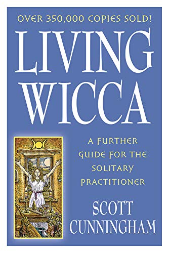 Book Cover Living Wicca: A Further Guide for the Solitary Practitioner (Llewellyn's Practical Magick)