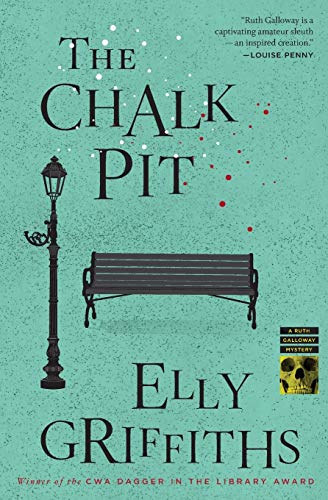 Book Cover The Chalk Pit (9) (Ruth Galloway Mysteries)