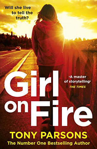 Book Cover Girl On Fire: (DC Max Wolfe)