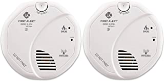 Book Cover First Alert SA511CN2-3ST Wireless Interconnected Smoke Alarm with Voice Location, Battery Operated, 2 Pack
