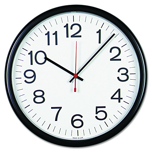Universal UNV11381 13.5 in. dia. Indoor/Outdoor Round Wall Clock - Black Case
