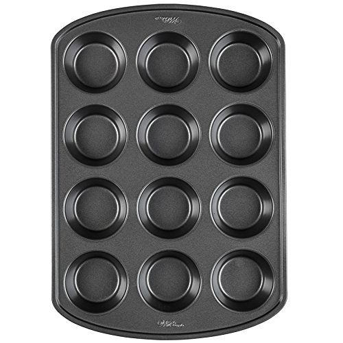 Book Cover Wilton Perfect Results Premium Non-Stick Bakeware Muffin Pan & Cupcake Pan, 12-Cup, Steel