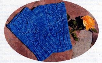 Dayflower Fingerless Gloves Knitting Pattern (#50018)