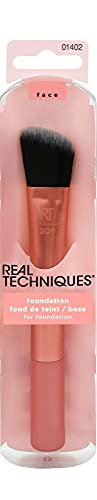 Real Techniques Foundation Brush