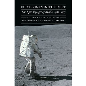 Footprints in the Dust BYFootprints in the Dust