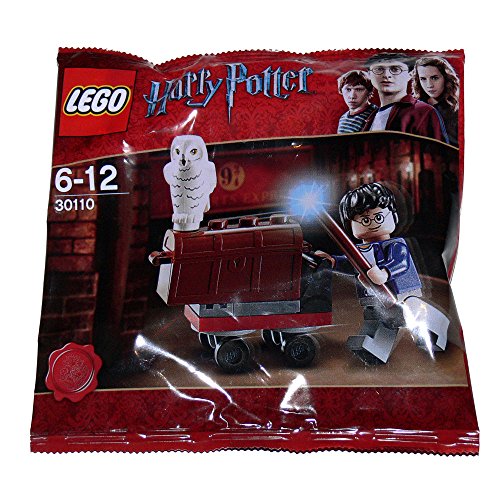 Book Cover LEGO Harry Potter Minifigure Set - Trolly Polybag (30110)