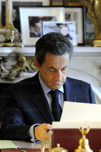NICOLAS SARKOZY: Mes lettres de motivation pour mener la Dolce vita (Nicolas Sarkozy: La Dolce vita t. 1) (French Edition)