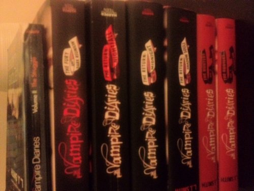 The Vampire Diaries Books Volume 1-9 (The Awakening,the Struggle,the Fury, Dark Reunion, Nightfall, Shadow Souls, the Return Midnight, the Hunters Pahntom, the Hunters Moon Song) (The Vampire Diaries (Books 1 through 9), volume 1 - 9)