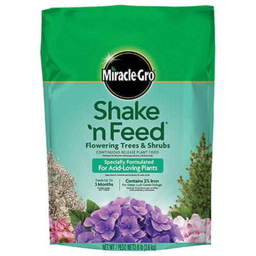Book Cover Miracle-Gro Shake 'n Feed Continuous Release Plant Food for Flowering Trees and Shrubs, 8-Pound (Slow Release Plant Fertilizer)