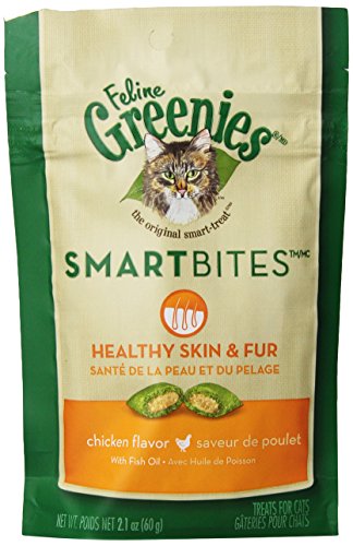 Greenies FELINE Feline Smart Bites Treat, Skin and Fur Chicken, 2.1-Ounce