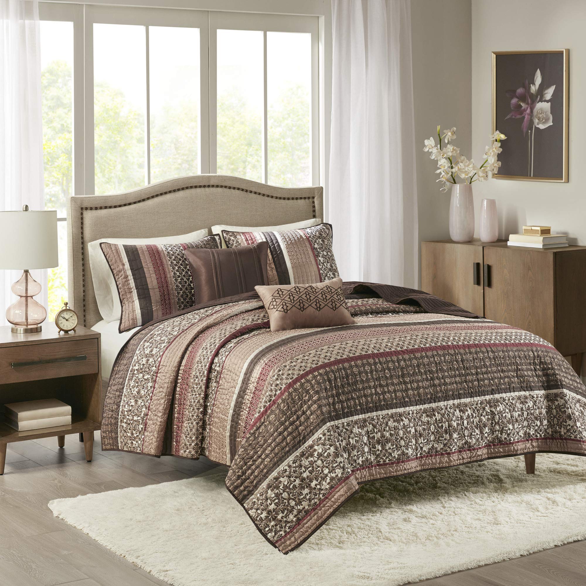 Madison Park Quilt Set Luxurious Jacquard Stripes Design - All Season, Coverlet Bedspread Lightweight Bedding Layer, Shams, Decorative Pillow, Full/Queen(90"x90"), Floral Red 5 Piece Floral Red Full/Queen(90"x90")