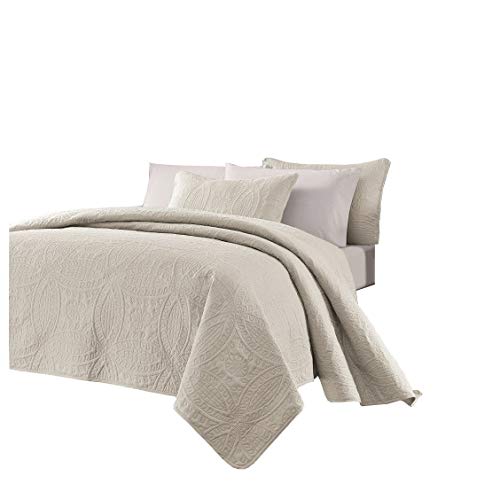 Book Cover Chezmoi Collection Austin 3-Piece Oversized Bedspread Coverlet Set (Queen, Ivory)