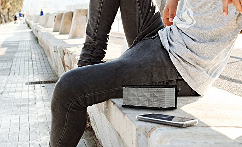 Soundbot SB571 Bluetooth Wireless Speaker 12W Output HD Bass 40mm Dual Driver Portable Speakerphone for 12Hr Enhanced Music Streaming & HandsFree Calling, Built-in Mic, 3.5mm Line-in