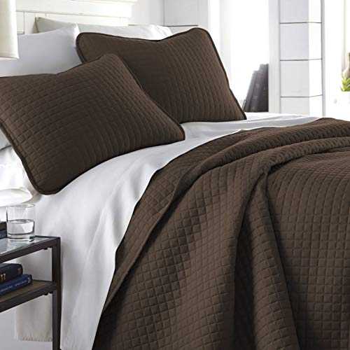Book Cover Southshore Fine Linens 2 Piece Oversized Quilt Set - Chocolate Brown TWIN / TWIN XL