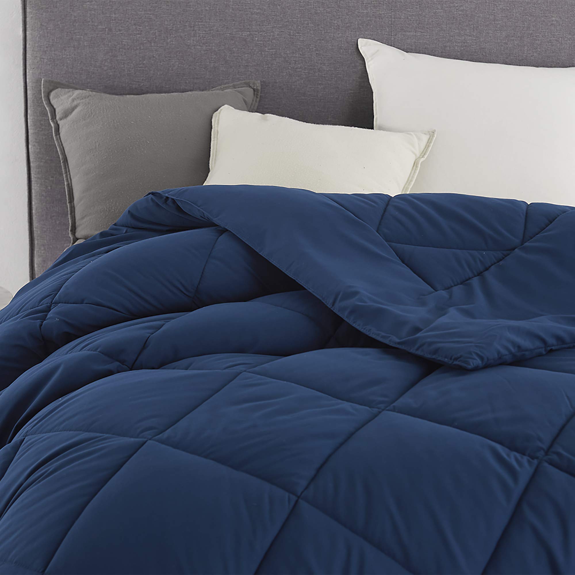 Book Cover Nightfall Navy Comforter - Twin XL Bedding Twin Extra Long