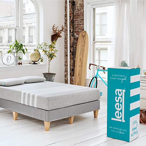Book Cover Leesa Original Bed-in-a-Box, Three Premium Foam Layers Mattress, Twin, Gray & White