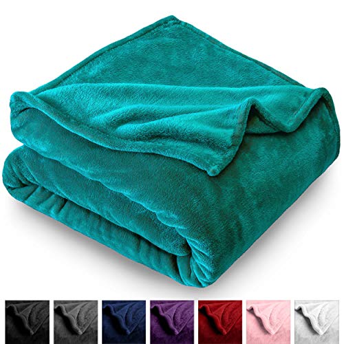 Bare Home Kids Microplush Fleece Blanket - Twin/Twin Extra Long - Ultra-Soft Velvet - Luxurious Fuzzy Fleece Fur - Cozy Lightweight - Easy Care - All Season Premium Bed Blanket (Twin/Twin XL, Emerald)