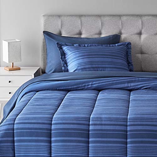 Book Cover Amazon Basics 5-Piece Lightweight Microfiber Bed-In-A-Bag Comforter Bedding Set - Twin/Twin XL, Blue Calvin Stripe