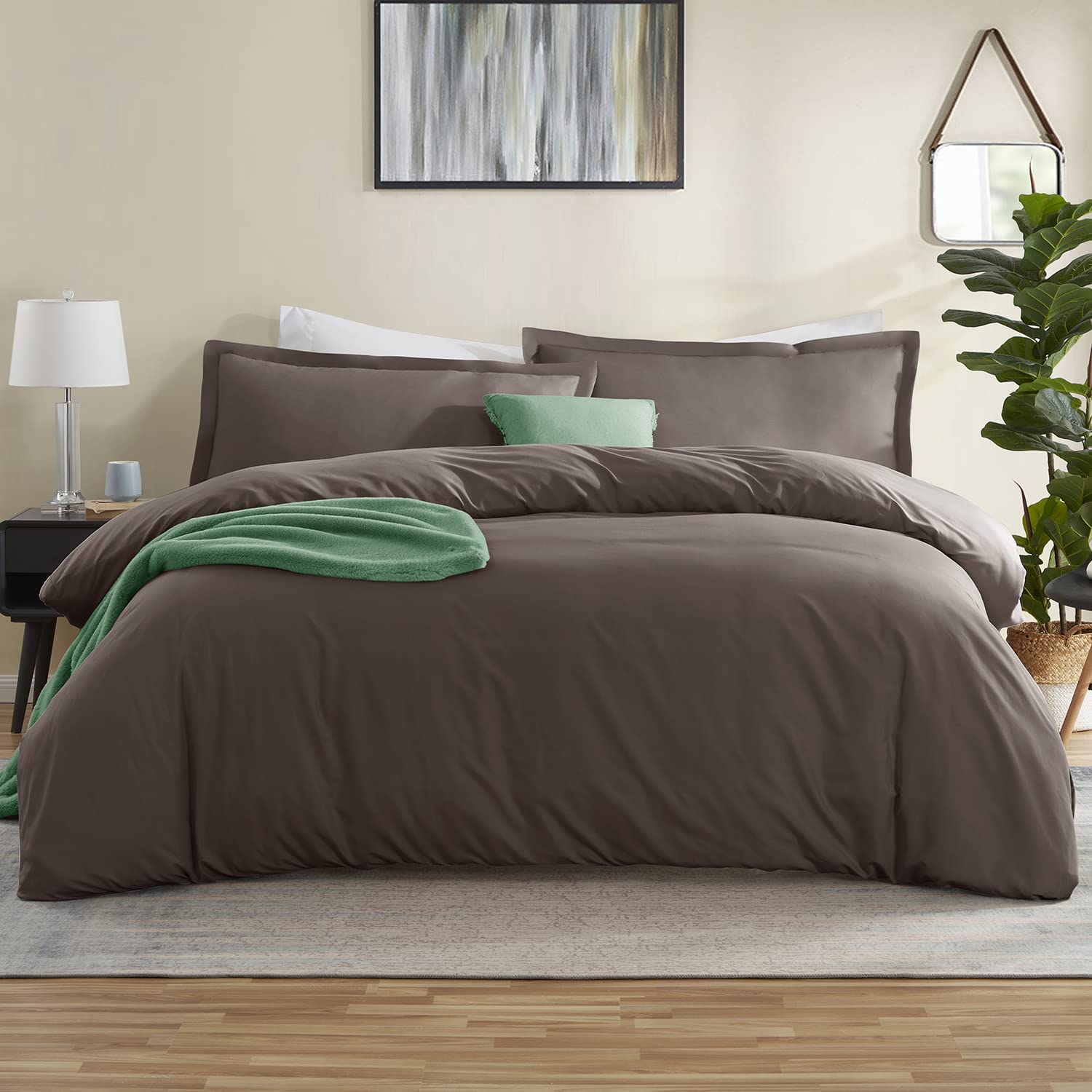 Book Cover Nestl Chocolate Brown Duvet Cover Queen Size - Soft Queen Duvet Cover Set, 3 Piece Double Brushed Queen Size Duvet Covers with Button Closure, 1 Duvet Cover 90x90 inches and 2 Pillow Shams Chocolate Brown Queen