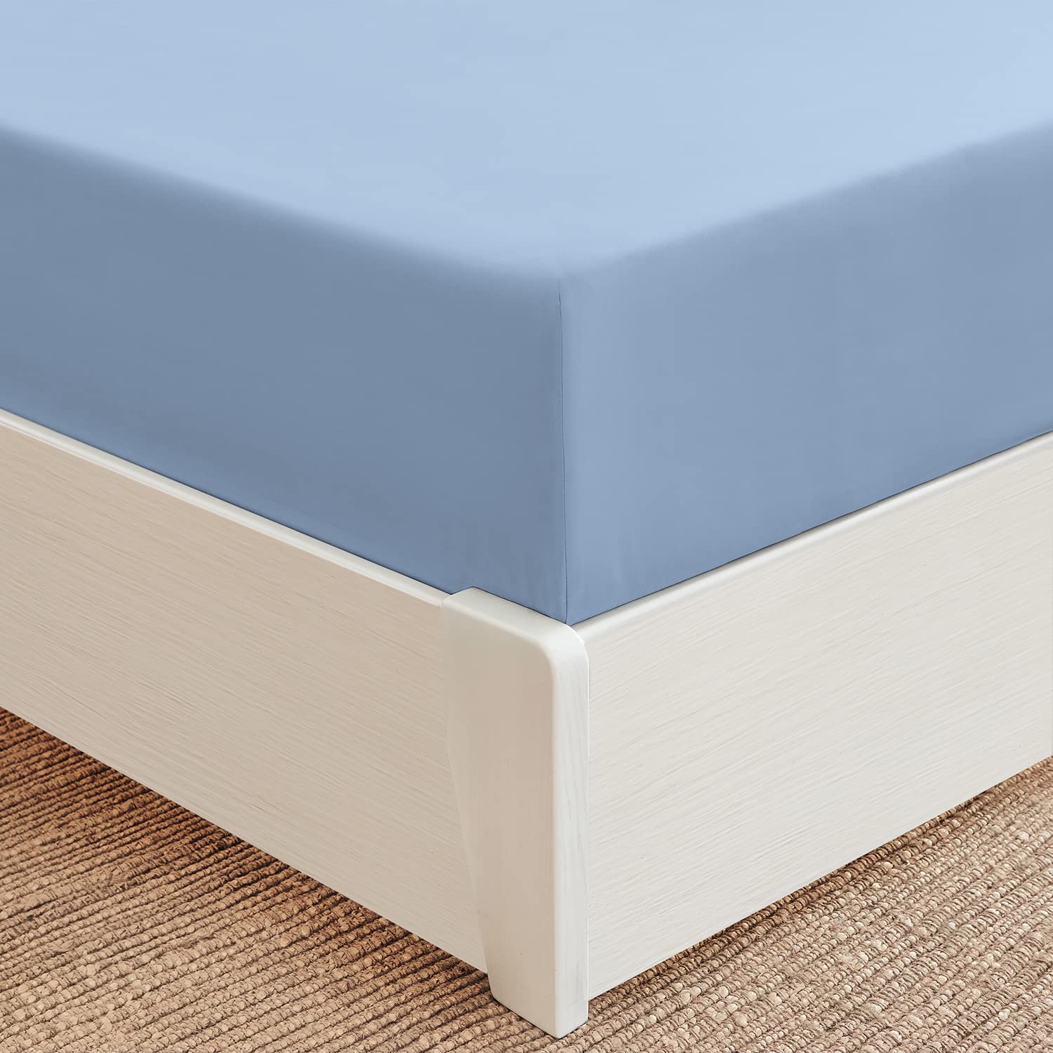 Mellanni Queen Fitted Sheet Only - Iconic Collection Bedding Sheets - Soft & Cooling Sheets with up to 16" Deep Pocket - Around Elastic - Wrinkle, Fade, Stain Resistant - 1 PC (Queen, Blue Hydrangea) Queen Blue Hydrangea