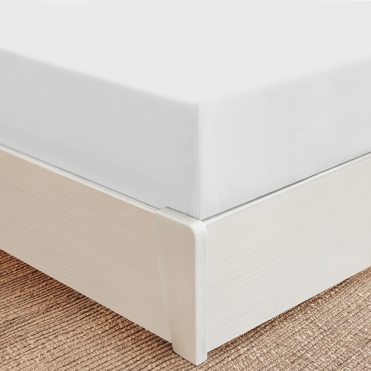 Mellanni Twin Fitted Sheet - Deep Pocket Cooling Sheets up to 16 inch - Hotel Luxury 1800 Bedding - Softest Sheets - Wrinkle, Fade, Stain Resistant - 1 Single Twin Fitted Sheet Only (Twin, Spa Mint)