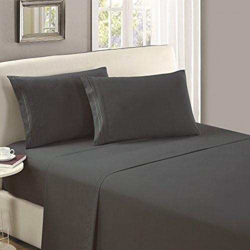 Book Cover Mellanni Queen Flat Sheet - Hotel Luxury 1800 Bedding Cooling Top Sheet - Softest Sheets - Wrinkle, Fade, Stain Resistant - 1 Queen Flat Sheet Only (Queen, Gray)