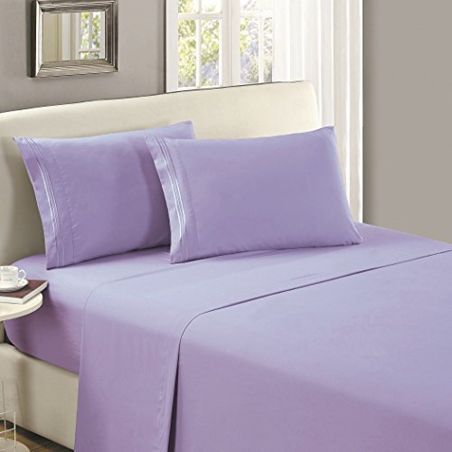 Book Cover Mellanni Queen Flat Sheet - Hotel Luxury 1800 Bedding Cooling Top Sheet - Softest Sheets - Wrinkle, Fade, Stain Resistant - 1 Queen Flat Sheet Only (Queen, Violet)