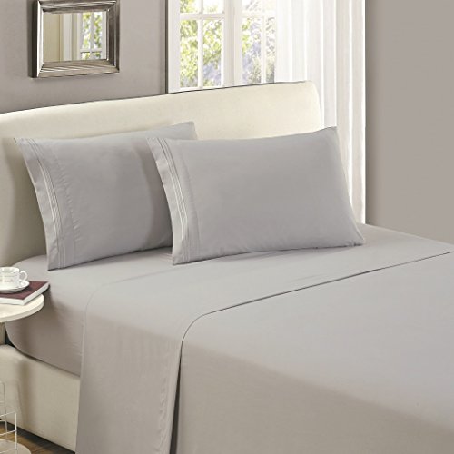 Book Cover Mellanni Queen Flat Sheet - Hotel Luxury 1800 Bedding Cooling Top Sheet - Softest Sheets - Wrinkle, Fade, Stain Resistant - 1 Queen Flat Sheet Only (Queen, Light Gray)