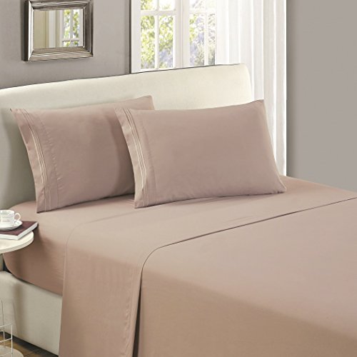 Book Cover Mellanni Twin Flat Sheet - Hotel Luxury 1800 Bedding Cooling Top Sheet - Softest Sheets - Wrinkle, Fade, Stain Resistant - 1 Twin Flat Sheet Only (Twin, Tan)