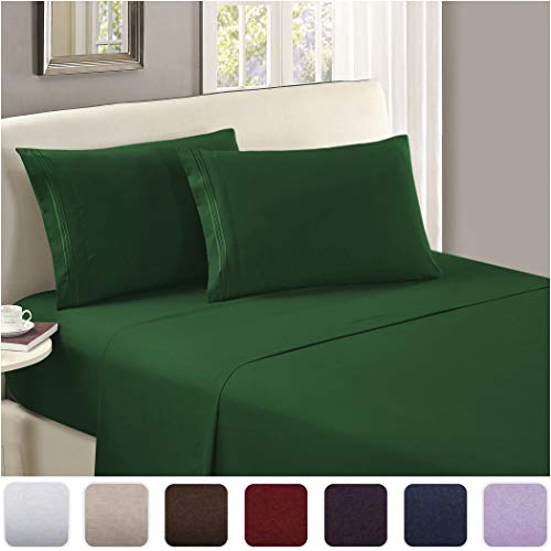 Book Cover Mellanni Luxury Flat Sheet - Brushed Microfiber 1800 Bedding Top Sheet - Wrinkle, Fade, Stain Resistant - Ultra Soft - Hypoallergenic - 1 Flat Sheet Only (Twin, Emerald Green)