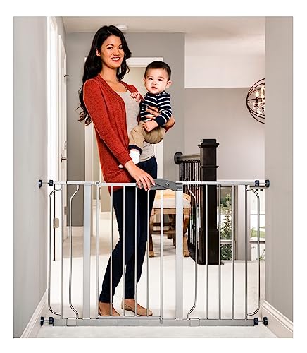 Book Cover Regalo Easy Step 49-Inch Extra Wide Baby Gate, Includes 4-Inch and 12-Inch Extension Kit, 4 Pack of Pressure Mount Kit and 4 Pack of Wall Mount Kit, Platinum - Total Pack of 1