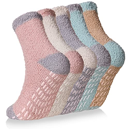 Fuzzy Hospital Socks for Women Non Slip Fleece Fluffy Soft Cozy Slipper Socks Thick Warm Winter Sleep Socks with Grip