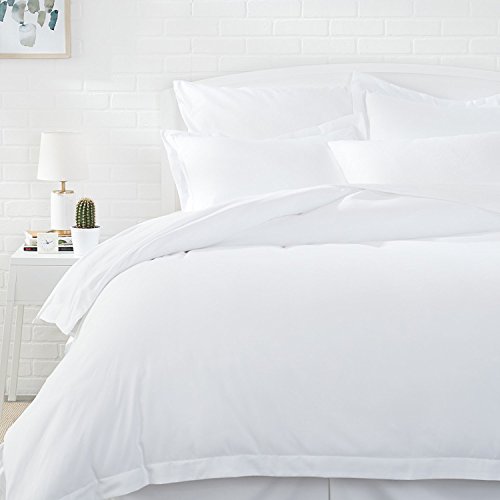 Book Cover Amazon Basics Light-Weight Microfiber Duvet Cover Set with Snap Buttons - King, Bright White
