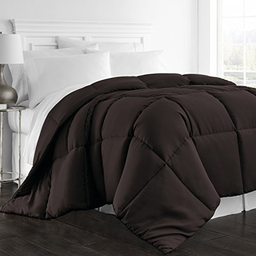 Book Cover Beckham Hotel Collection 1300 Series - All Season - Luxury Goose Down Alternative Comforter - Hypoallergenic Â -Â Full/Queen - Chocolate