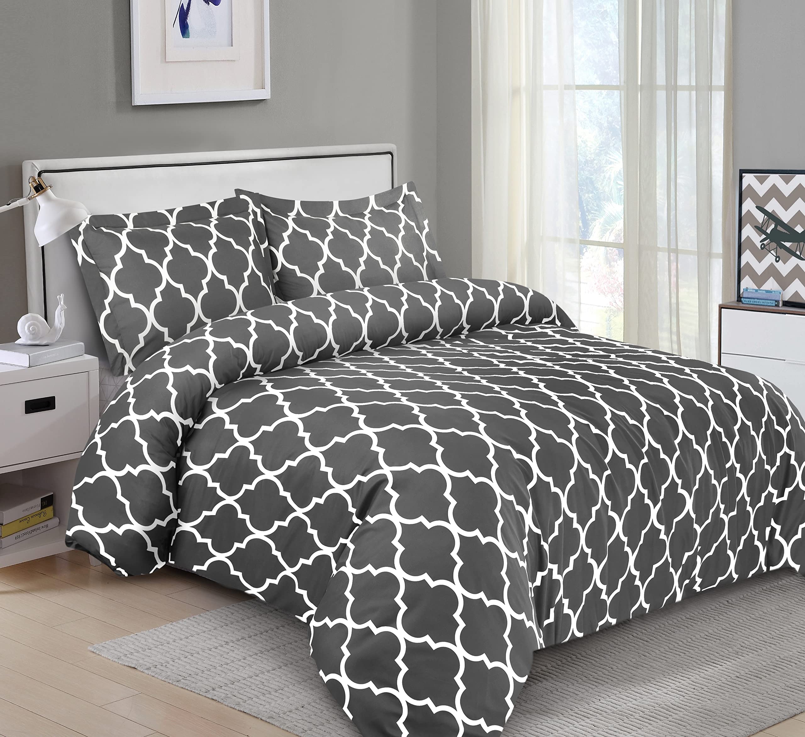 Book Cover Utopia Bedding Duvet Cover King Size Set - 1 Duvet Cover with 2 Pillow Shams - 3 Pieces Comforter Cover with Zipper Closure - Ultra Soft Brushed Microfiber, 104 X 90 Inches (King, Quatrefoil Grey) King Printed Grey