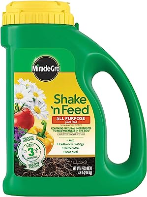 Book Cover Miracle-Gro 3001910 Shake 'N Feed All Purpose Continuous Release Plant Food