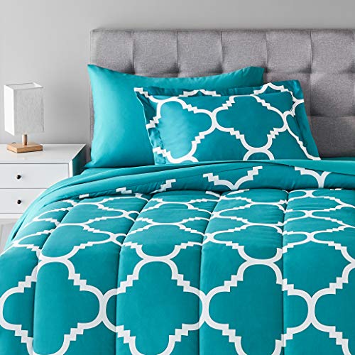 Book Cover Amazon Basics 5-Piece Lightweight Microfiber Bed-In-A-Bag Comforter Bedding Set - Twin/Twin XL, Teal Trellis