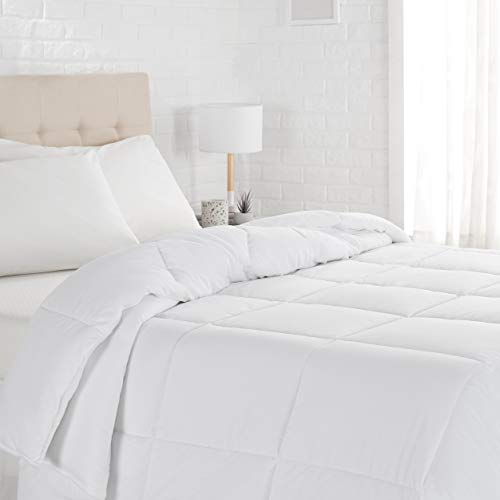 Book Cover Amazon Basics Down Alternative Bedding Comforter Duvet Insert, King, White, Light