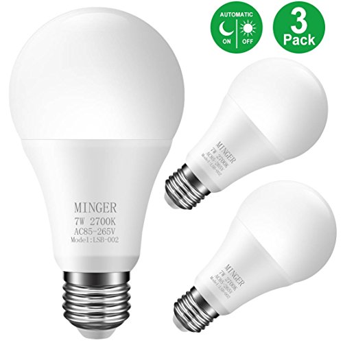 Sensor Light Bulbs Dusk to Dawn Light Bulb,Minger 7W Smart Automatic LED Bulbs with Auto on/Off, Indoor/Outdoor Lighting Lamp for Porch, Hallway, Patio, Garage (E26/E27, Soft White,3-Pack)