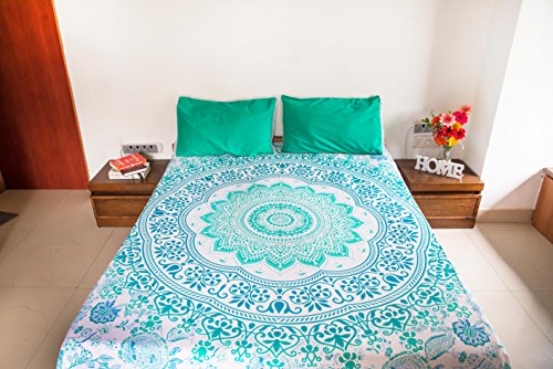 Book Cover Majestic Mint Mandala Bedspread with Pillow Covers, Indian Bohemian Hippie Tapestry Wall Hanging, Picnic Blanket or Beach Throw, Hippy Mandala Bedding for Bedroom Decor, Queen Size Teal Boho Tapestry