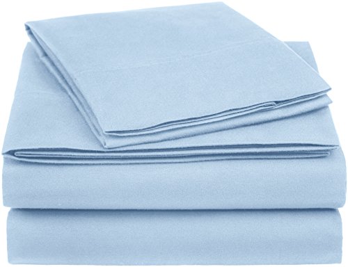 Book Cover Amazon Basics Essential Cotton Blend Bed Sheet Set, Twin, Smoke Blue