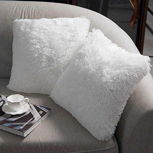 Book Cover NordECO HOME Pack of 2 Faux Fur Throw Pillow Cover Fashion Fluffy Soft Square Cushion Covers Decorative Furry Plush Case Home Pillowcase for Livingroom Sofa Bedroom Car 45 x 45 cm White