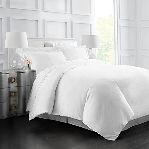 Italian Luxury Soft Brushed 1500 Series Microfiber Duvet Cover Set, Hotel Quality and Hypoallergenic with Zippered Closure and Matching Shams -Â King/California King - White