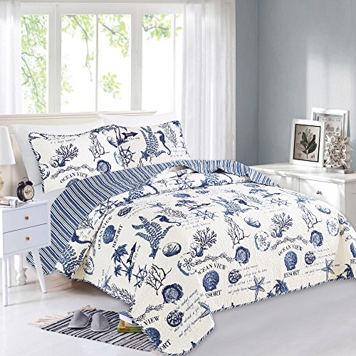Book Cover Great Bay Home 3 Piece Quilt Set with Shams. Soft All-Season Microfiber Bedspread Featuring Attractive Seascape Images. Machine Washable. Catalina Collection (Full/Queen, Navy)